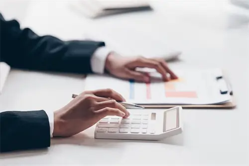 怎样向客户介绍公司荣誉